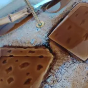 Plateau à fromage et son couteau