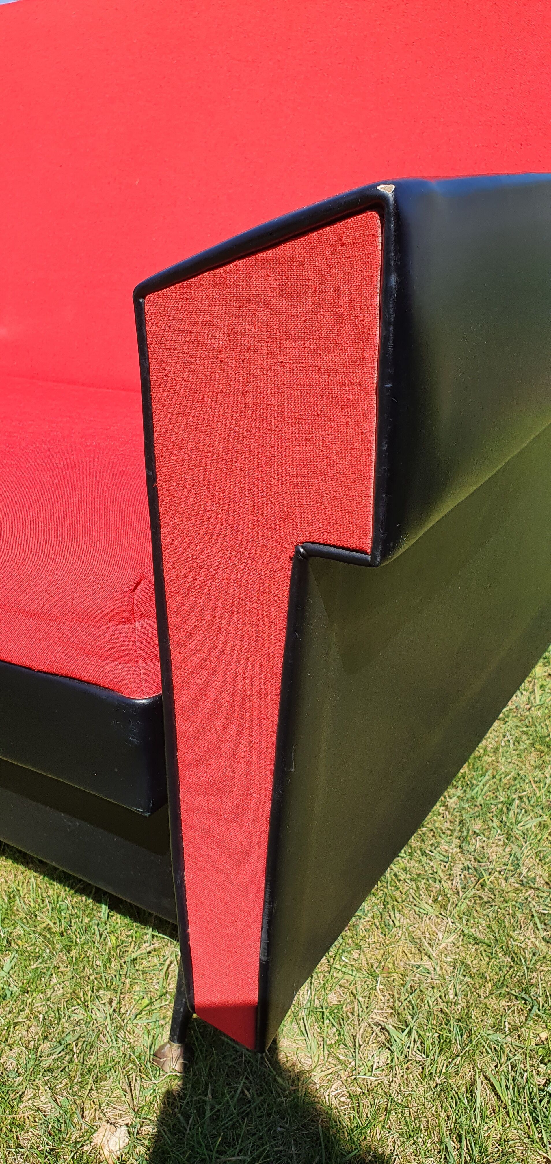 Vintage sofa 3 places convertible, red fabric and black skaï.1960s.