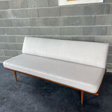 Canapé-lit de repos en teck minerva par Hvidt & Mølgaard, Danemark années 1960