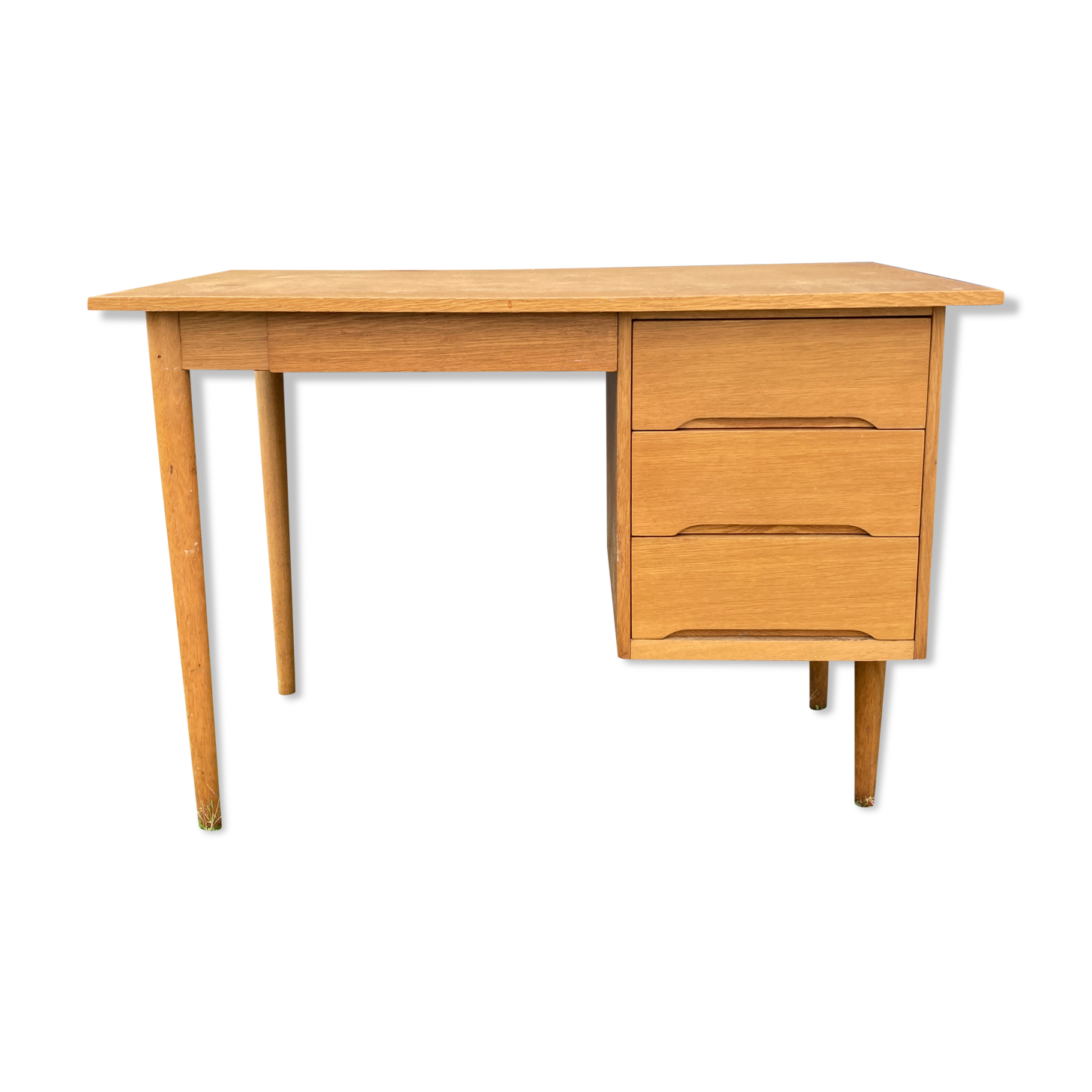 Scandinavian desk with drawer box
