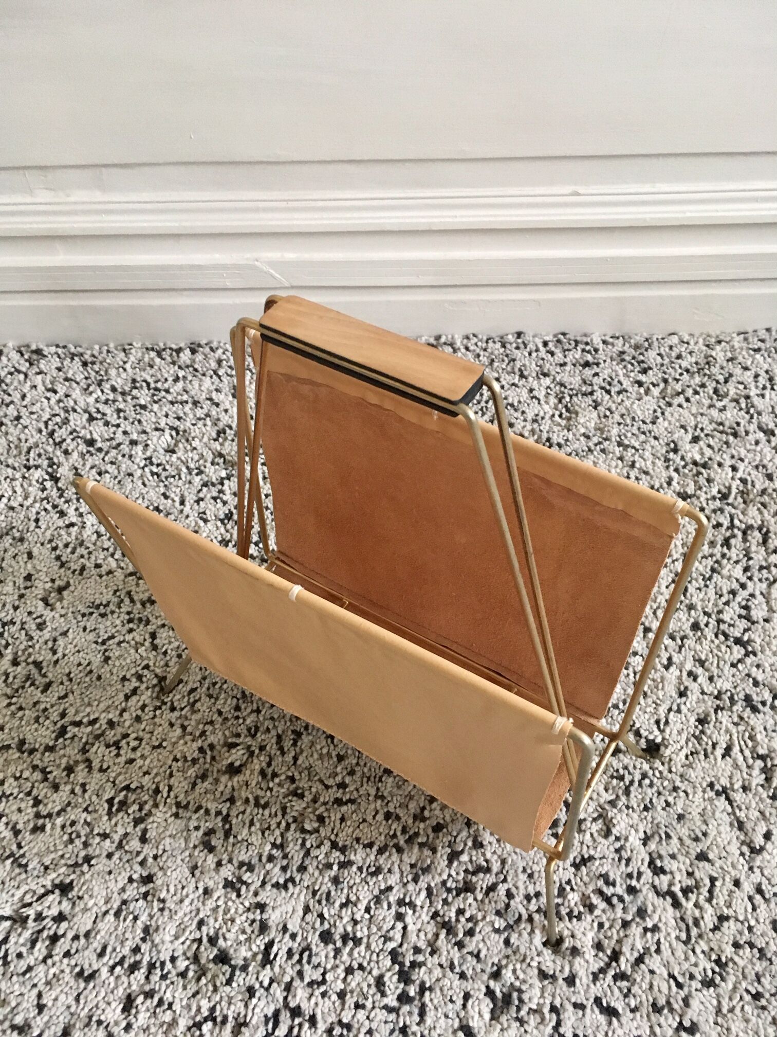 Magazine rack leather "nude"