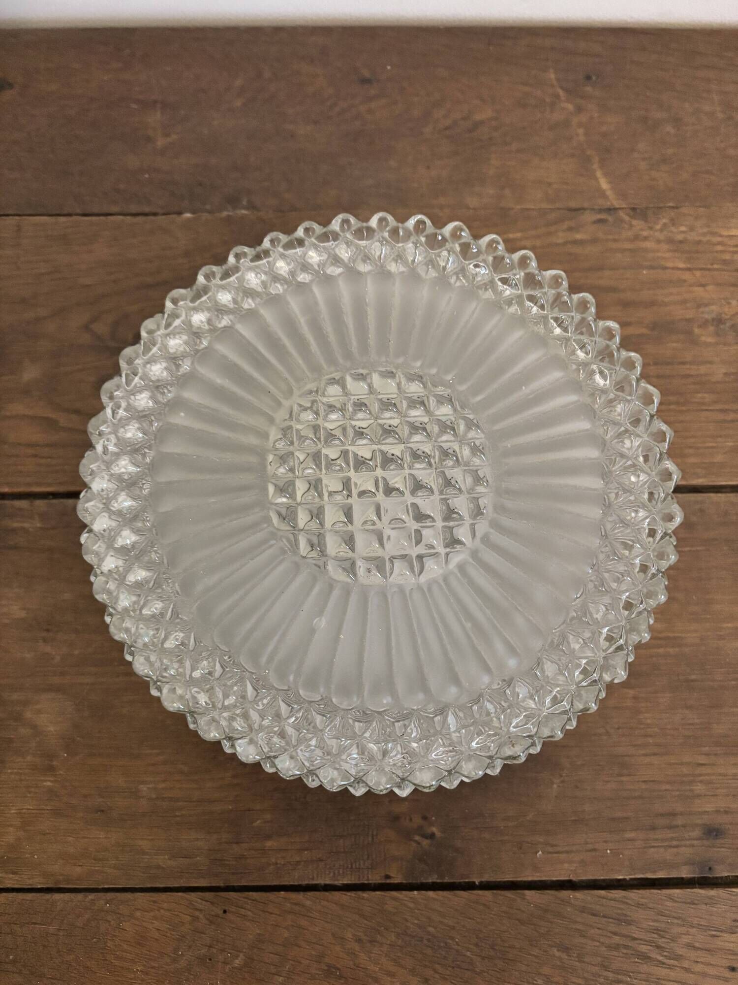 Vintage glass ceiling light "diamond points"