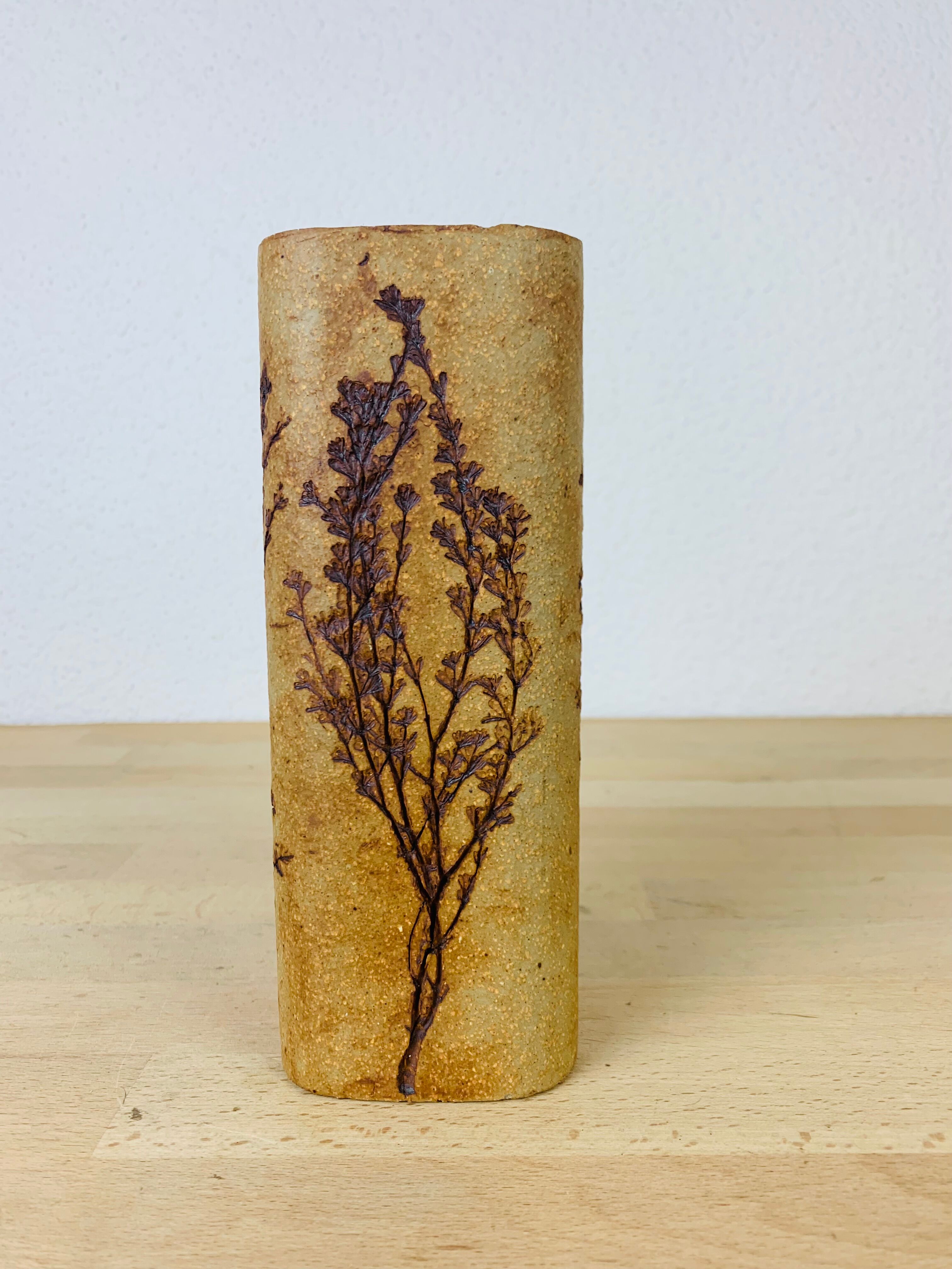 Raymonde Leduc herbarium vase in Vallauris