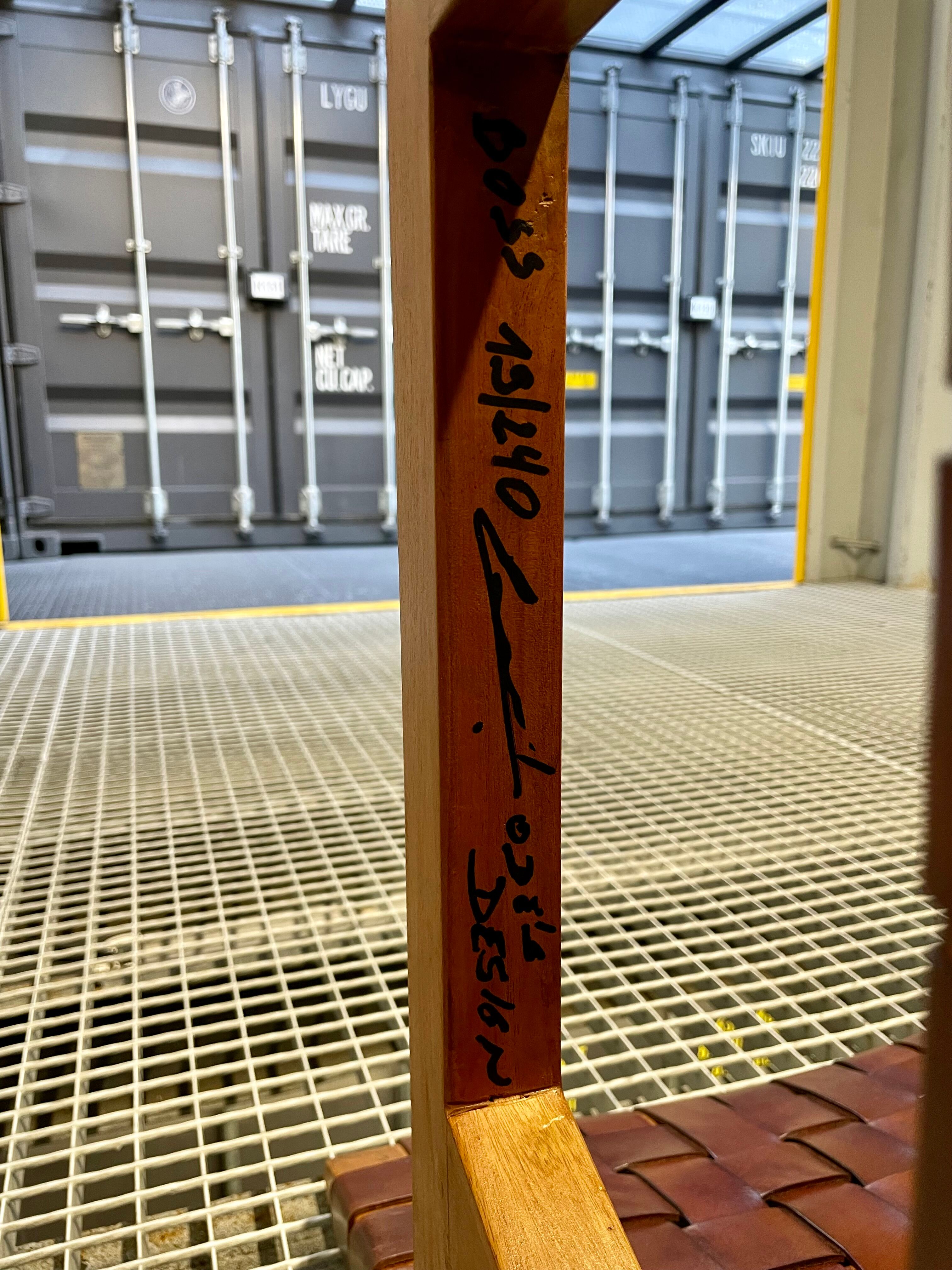 Olivier de Schrijver - Boss armchairs in leather straps - vintage