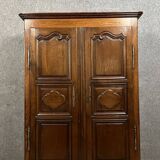 Pretty Louis XIV style Valet cabinet in solid wood