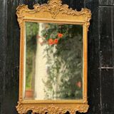 Baroque mirror in carved, stuccoed and gilded wood, Vienna circa 1700