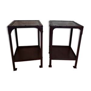 paire de tables de nuit