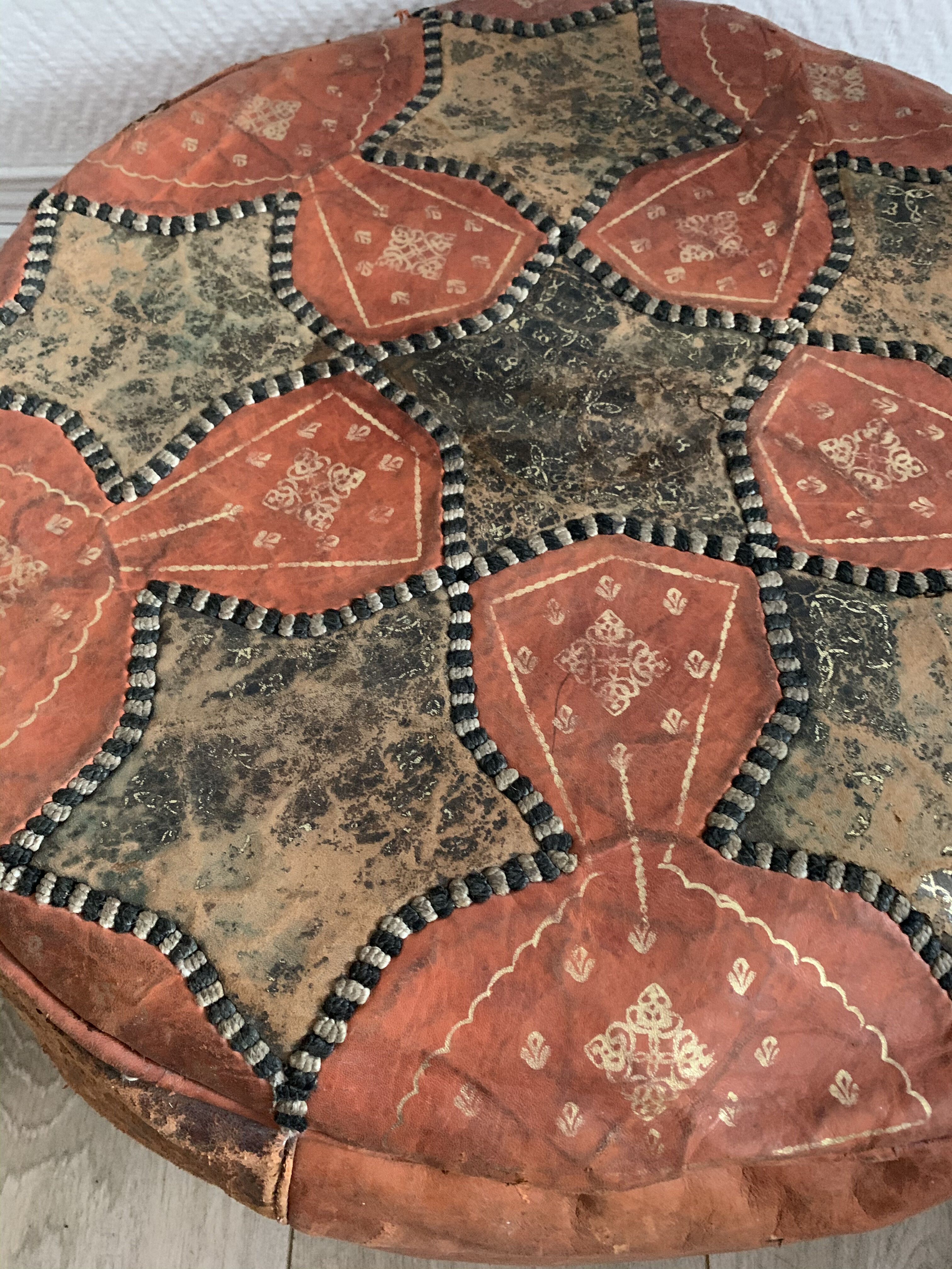Moroccan leather pouf