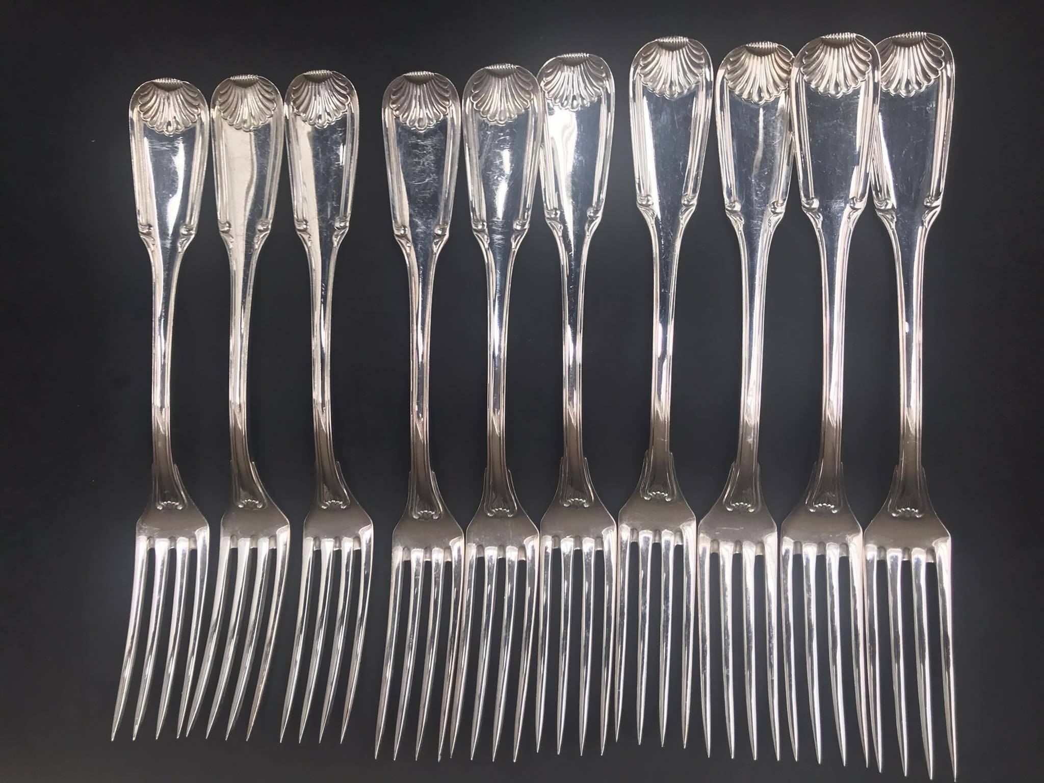 Silver shell cutlery