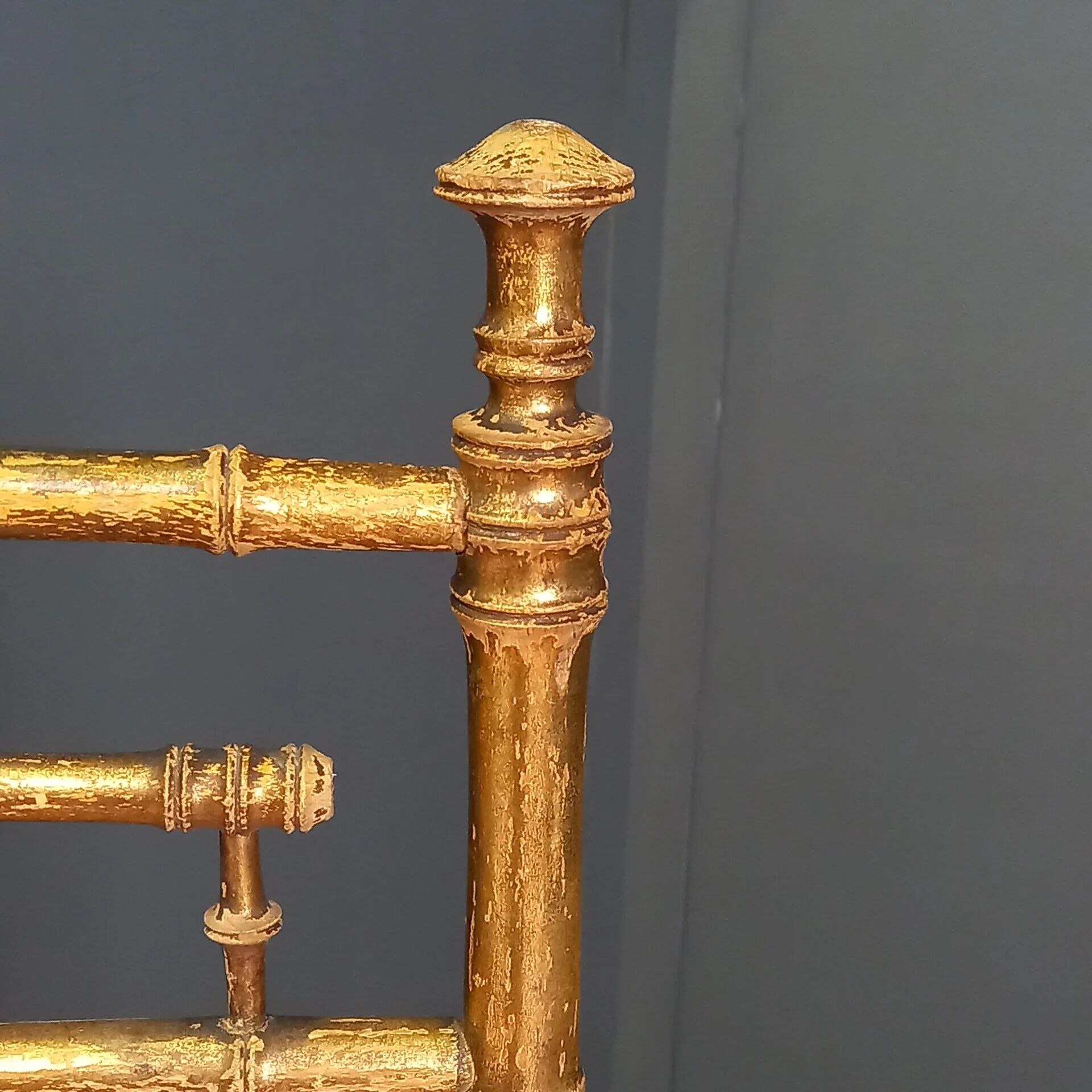 Écran de cheminée en faux bambou doré