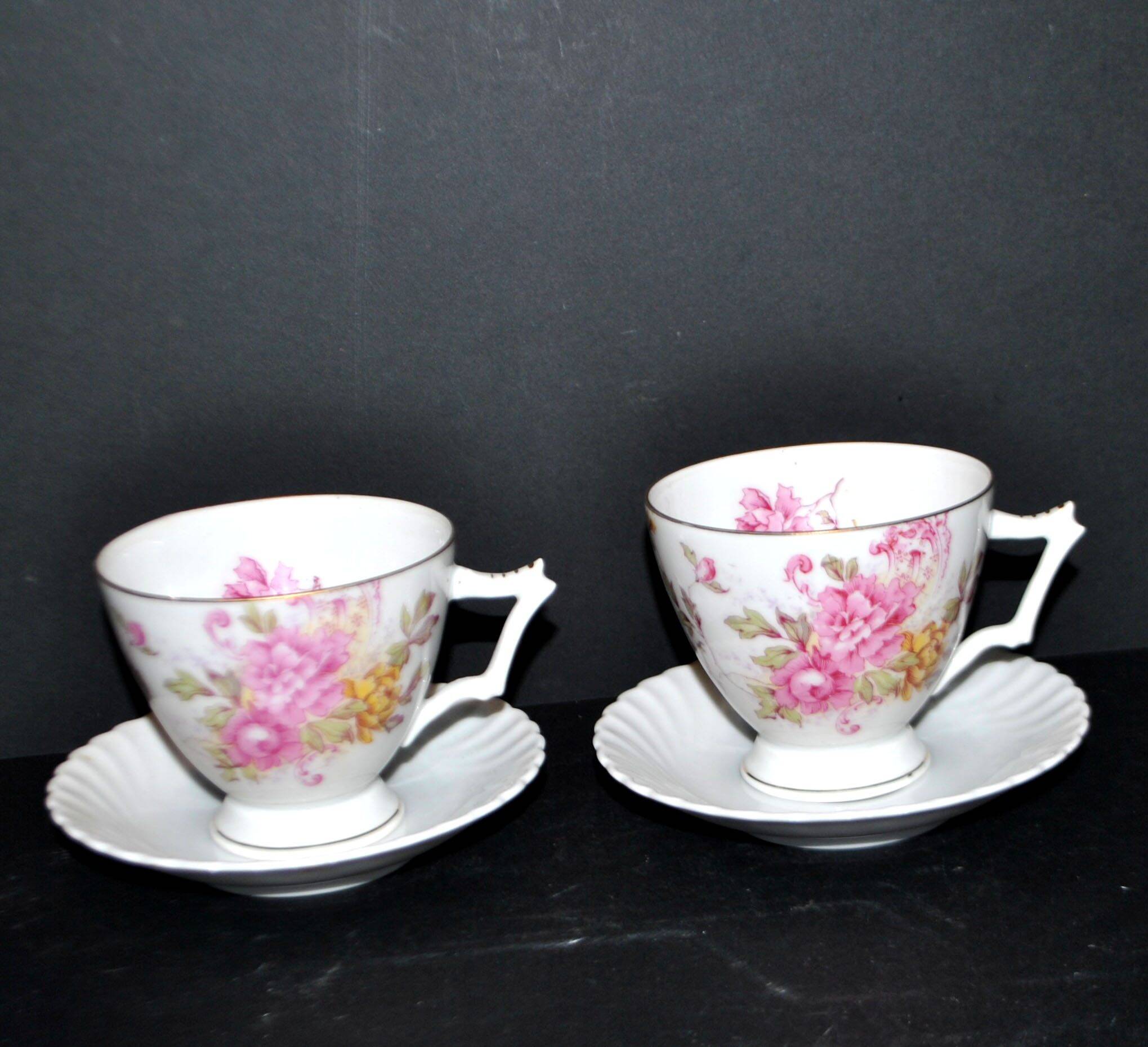Lot de 2 tasses fleuries pivoine en porcelaine allemande AK Kaiser Germany