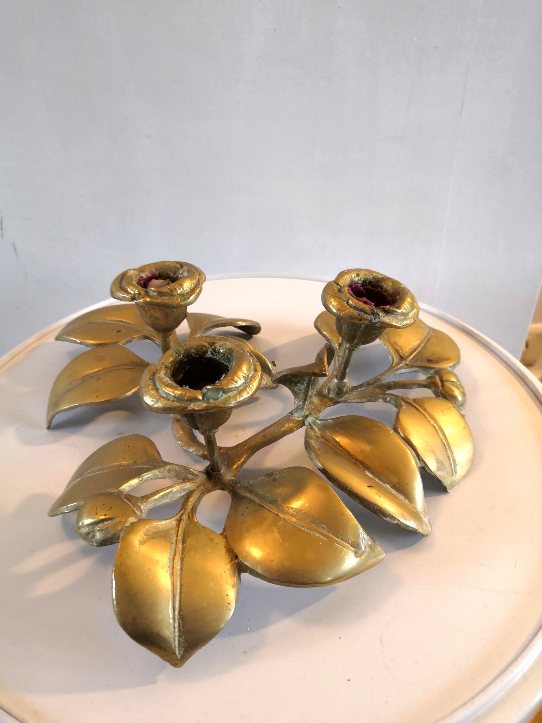 Bronze candle holder with three flowers design 60s - 70s
