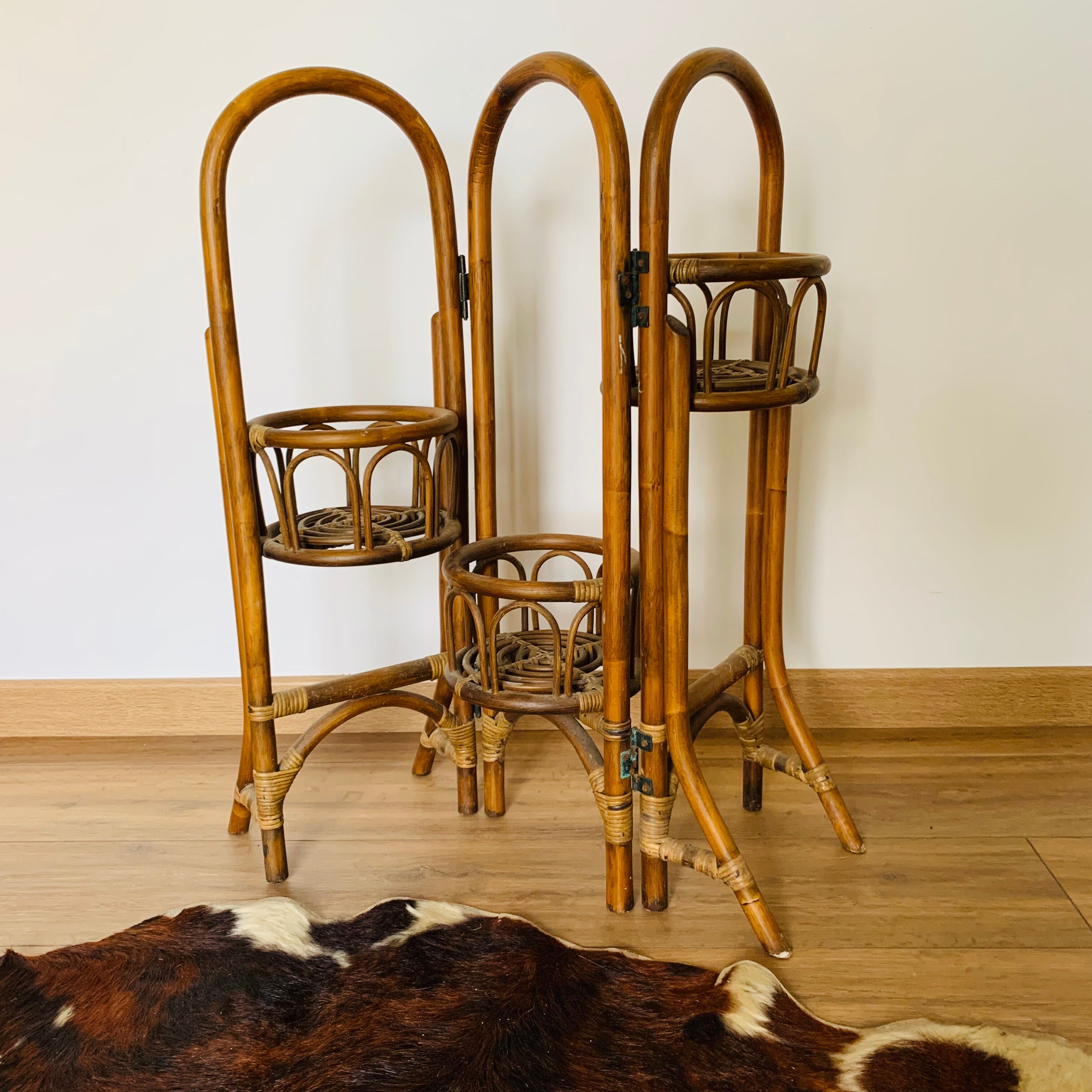 Vintage plant holder