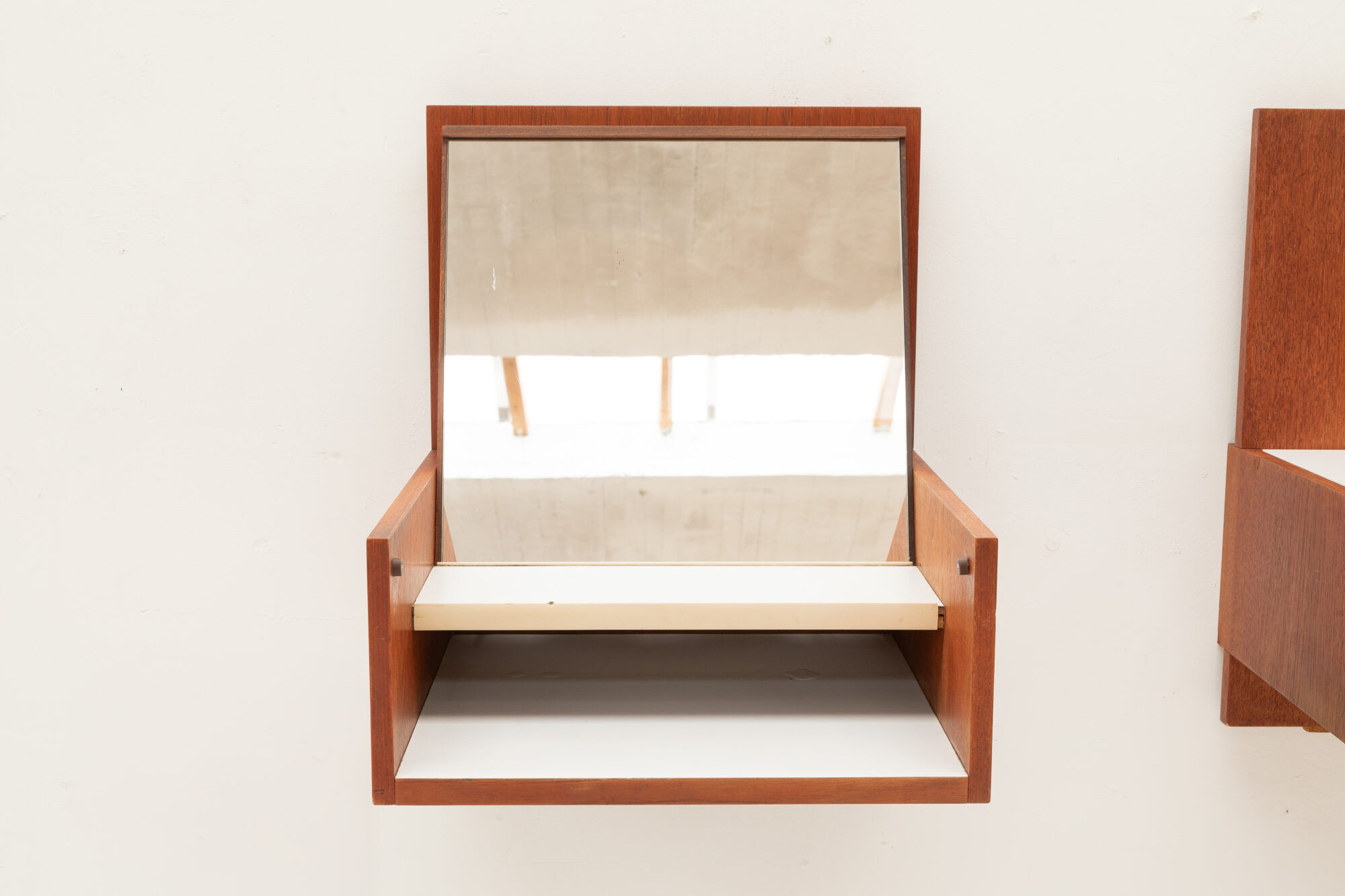 Night stands by Cees Braakman