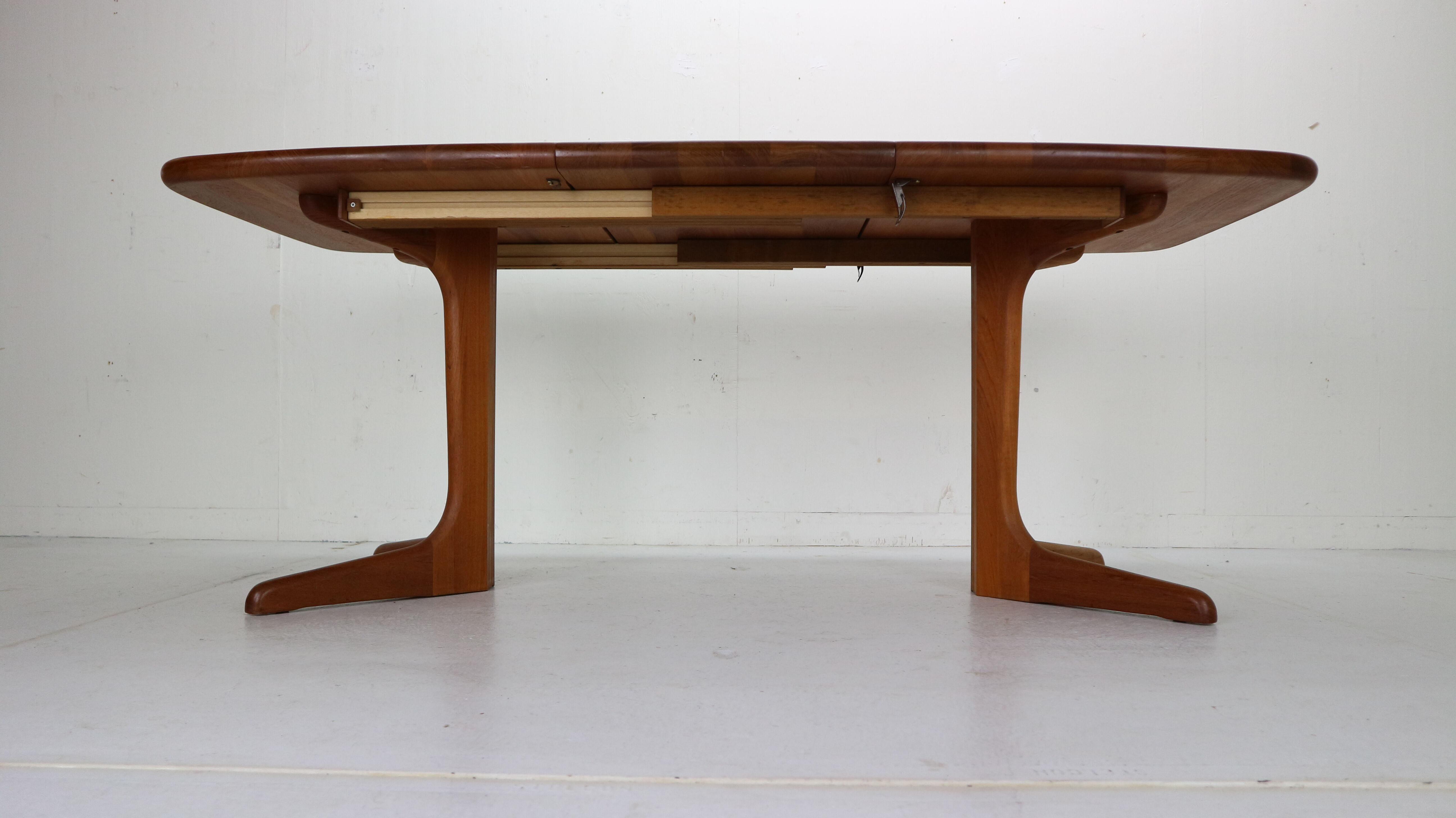 Extendable table by Glostrup Møbelfabrik, 1960, Denmark