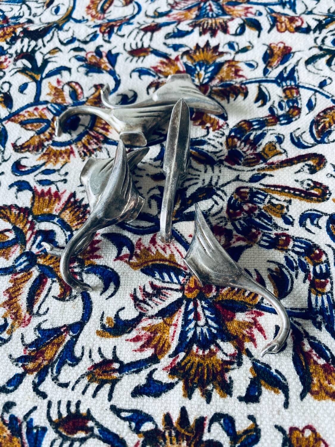 Knife holder in the style of Christofle