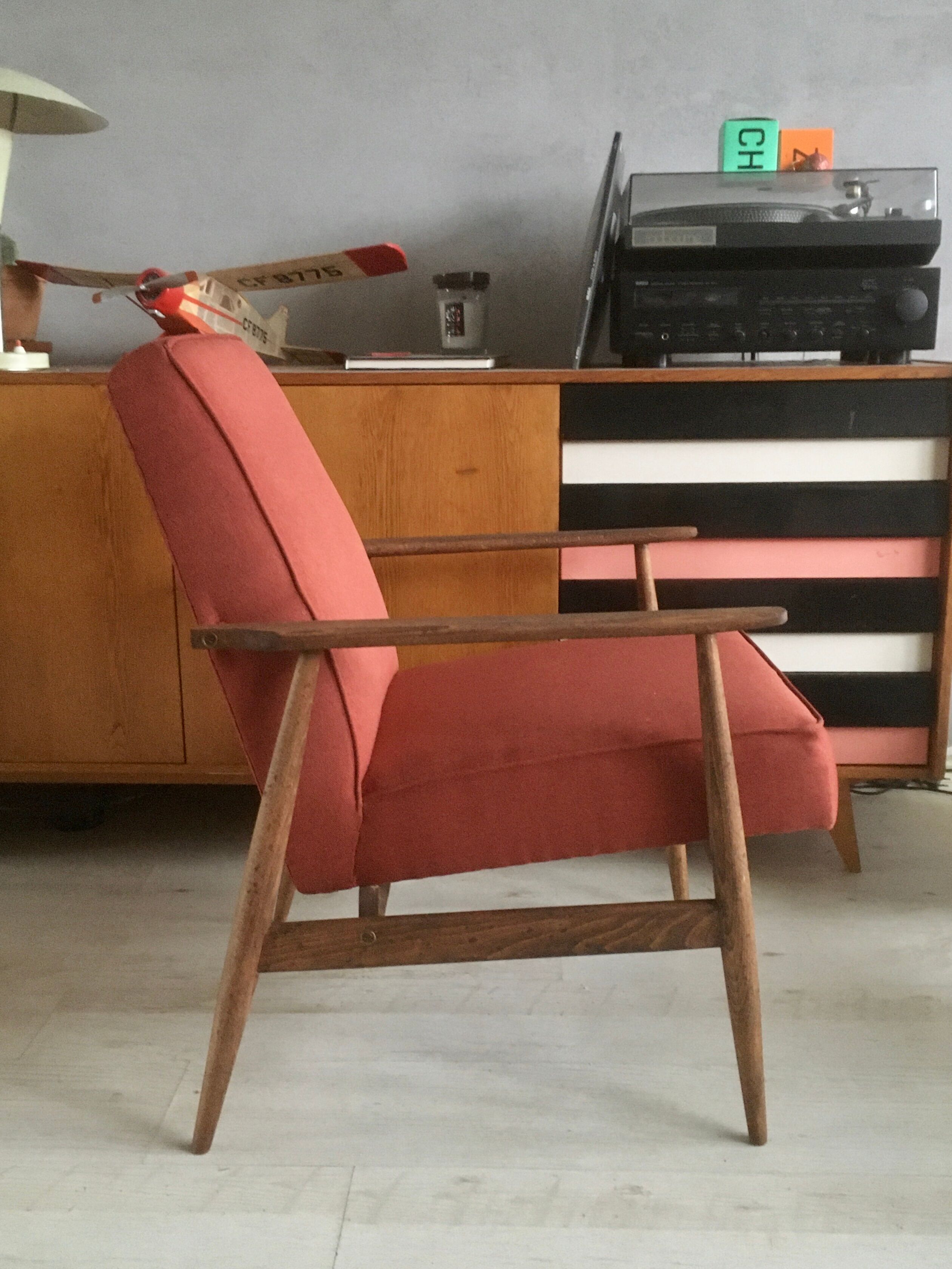 Fauteuil original vintage poli 300-190