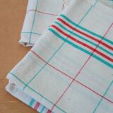 Set of 3 vintage glass towels