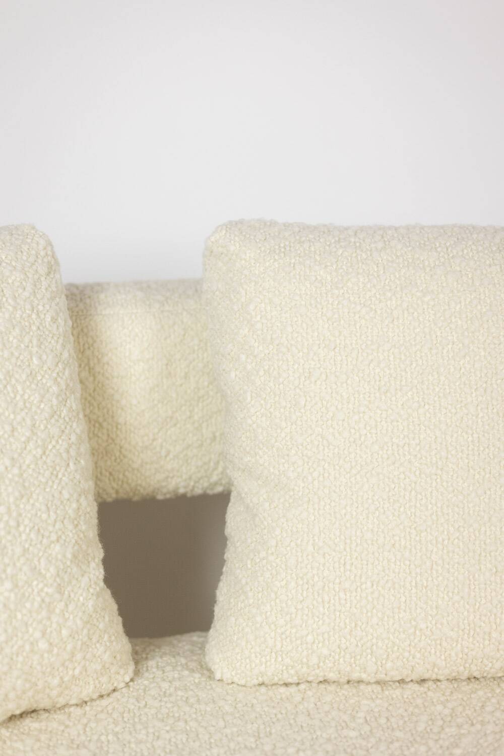 “Bean” shaped 3-seater sofa, in blond beech. Contemporary work