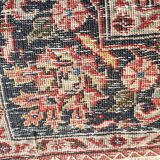 Heriz oriental carpet