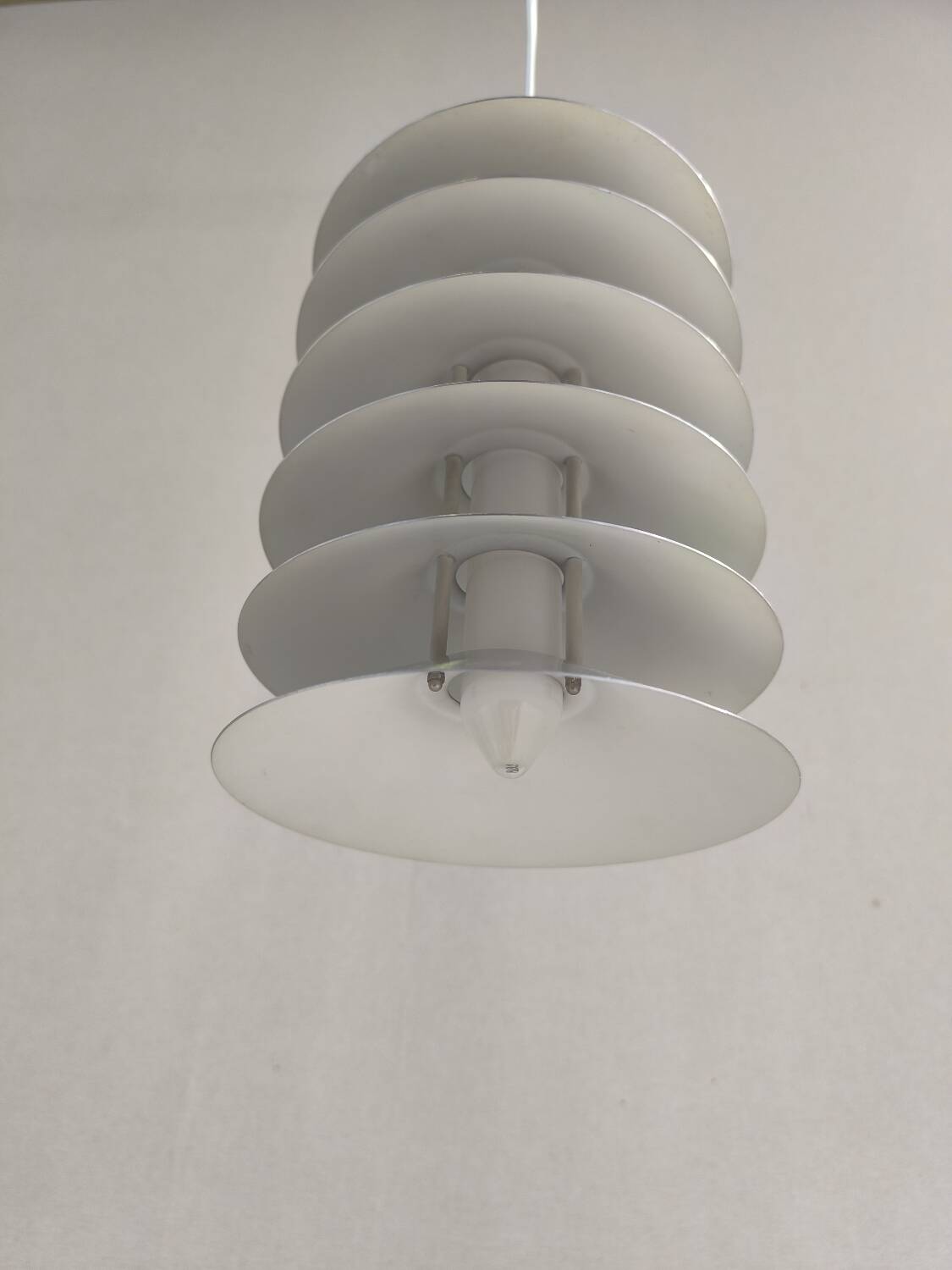 Suspension Tip Top par Jørgen Gammelgaard pour Pandul
