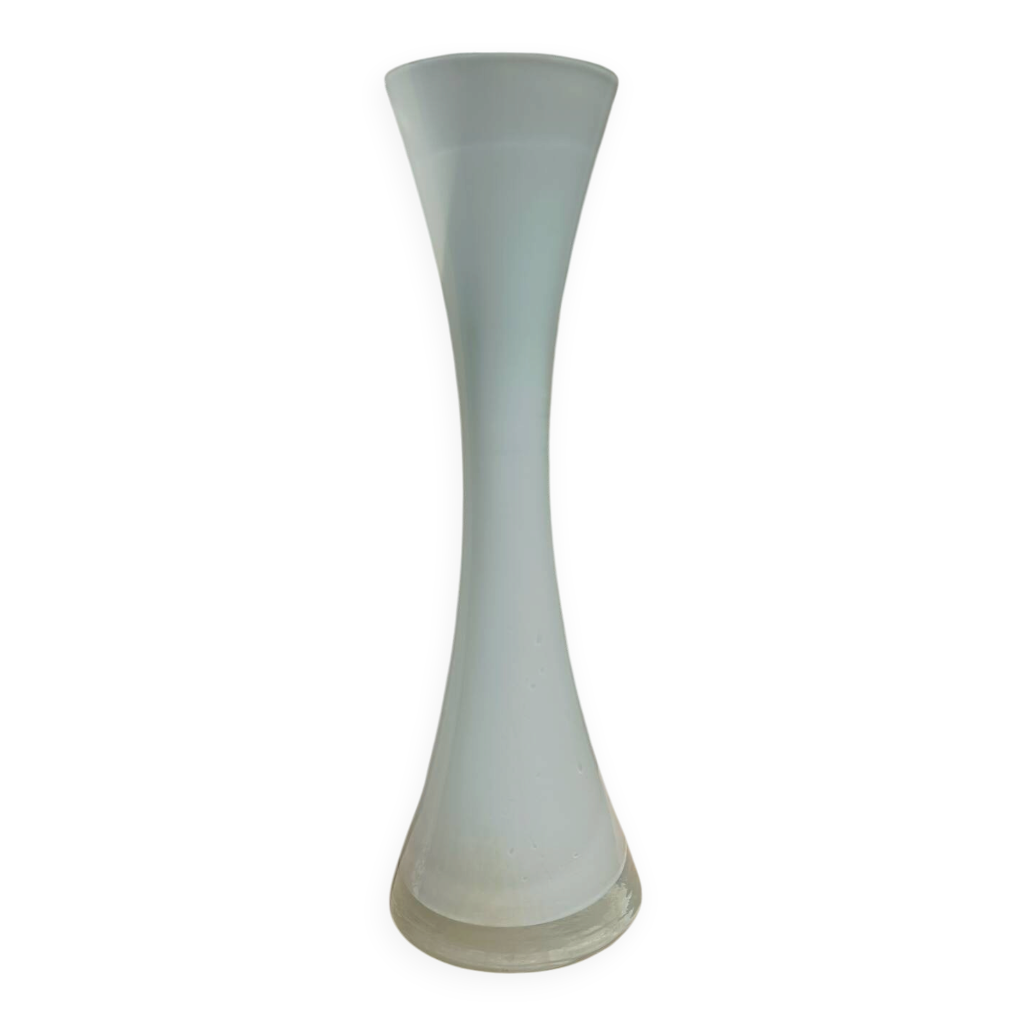 Single-stem vase in white opaline glass