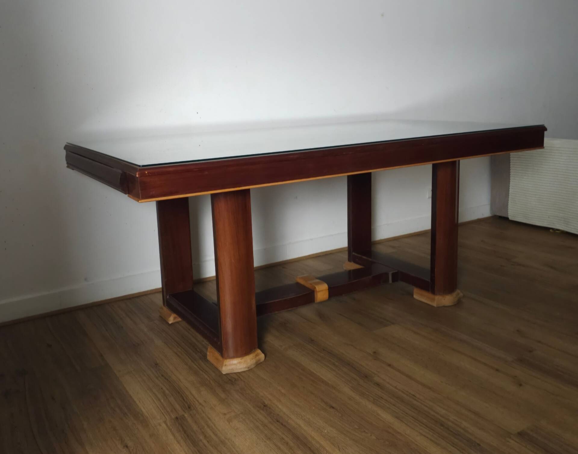 Table architecturale style Art Déco & tiroirs secrets (1970)