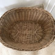 Large wicker clothesline
