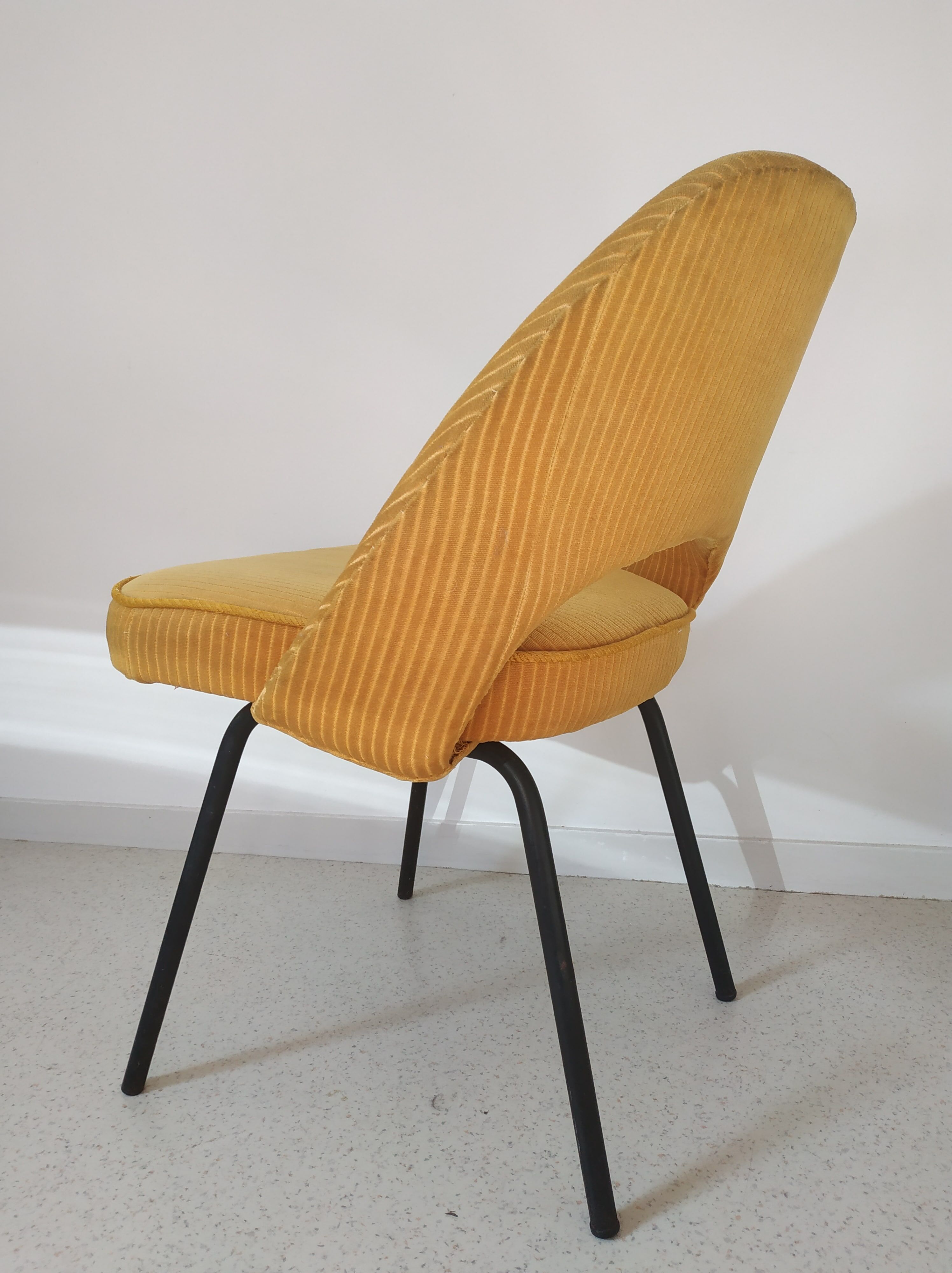 Chair by Eero Saarinen Knoll edition 1950