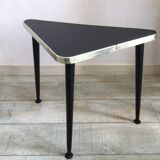 Tripod compass foot table