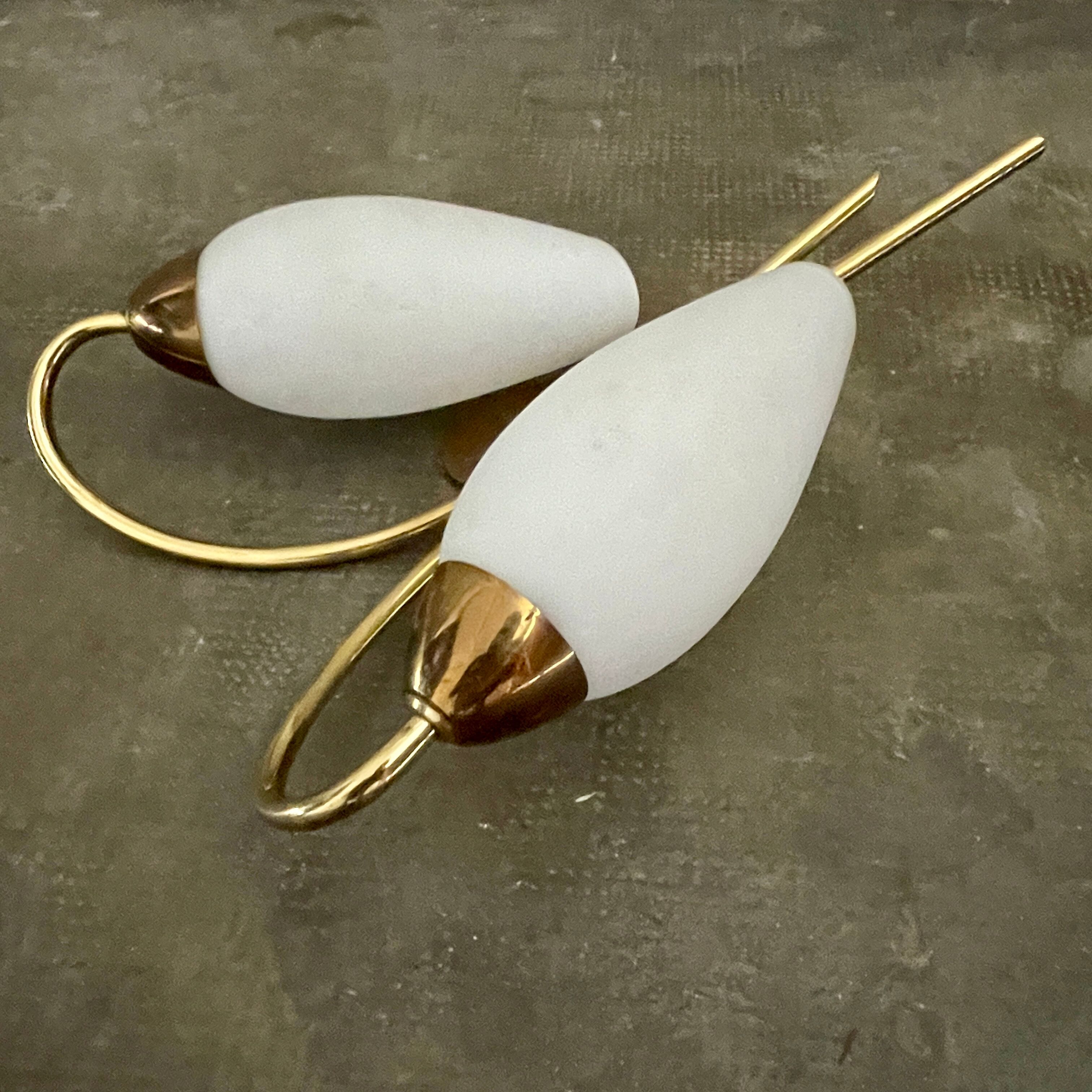 Double wall lamp design 50