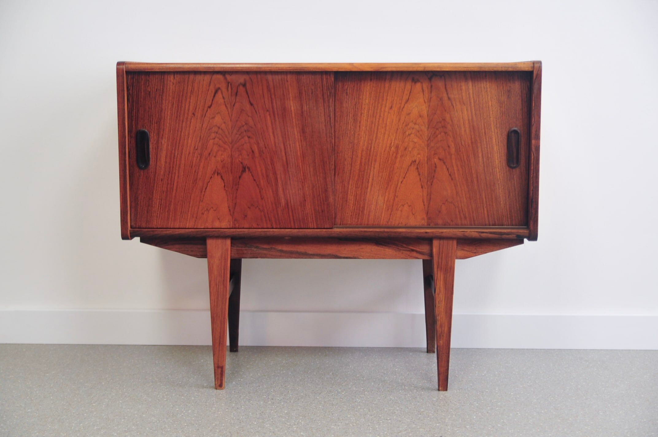Vintage rosewood sideboard sliding doors