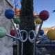 Coat rack in chromed metal and colored balls 1950-1970