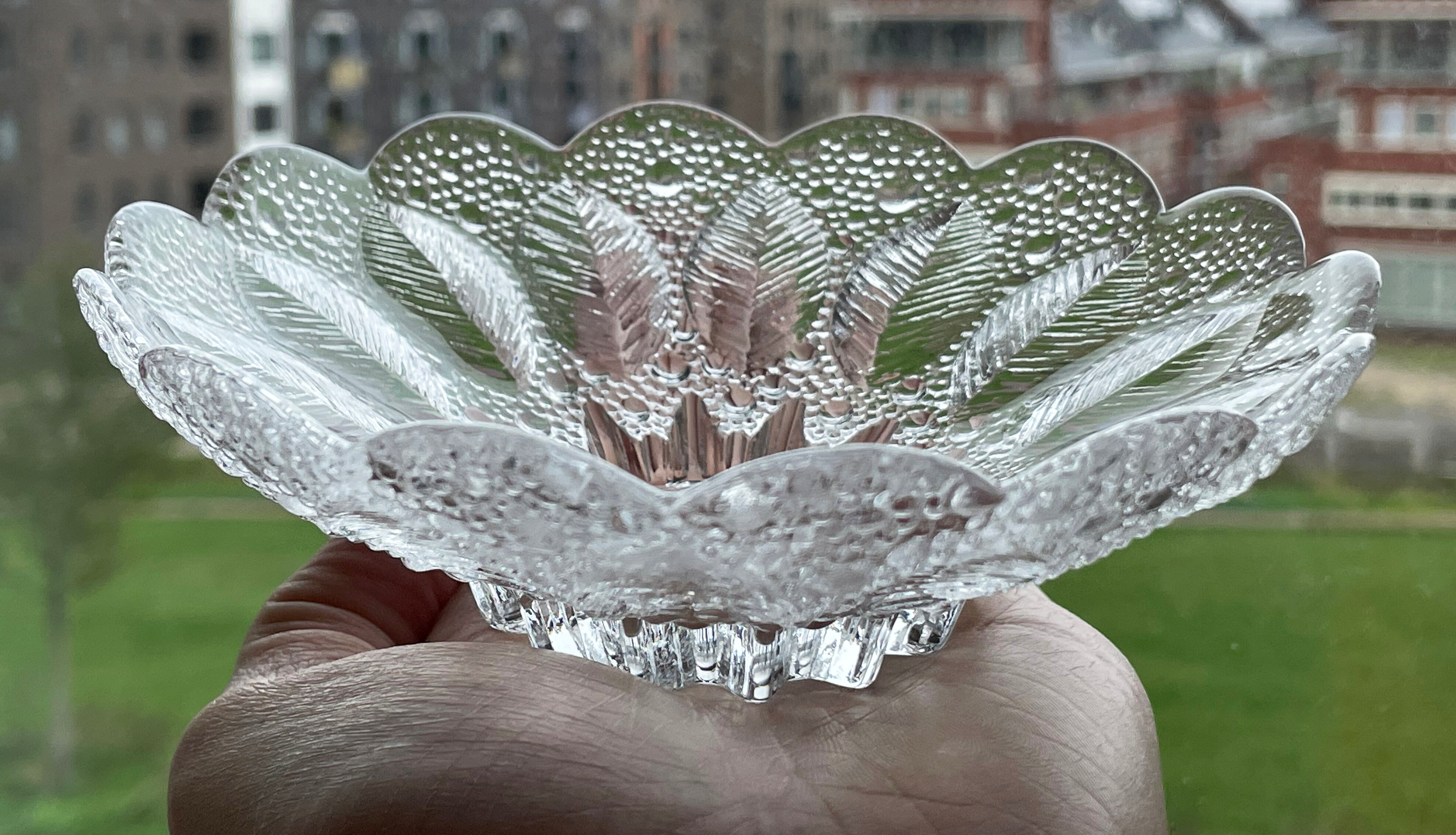 Crystal glass serving bowl Medea by Koschnick