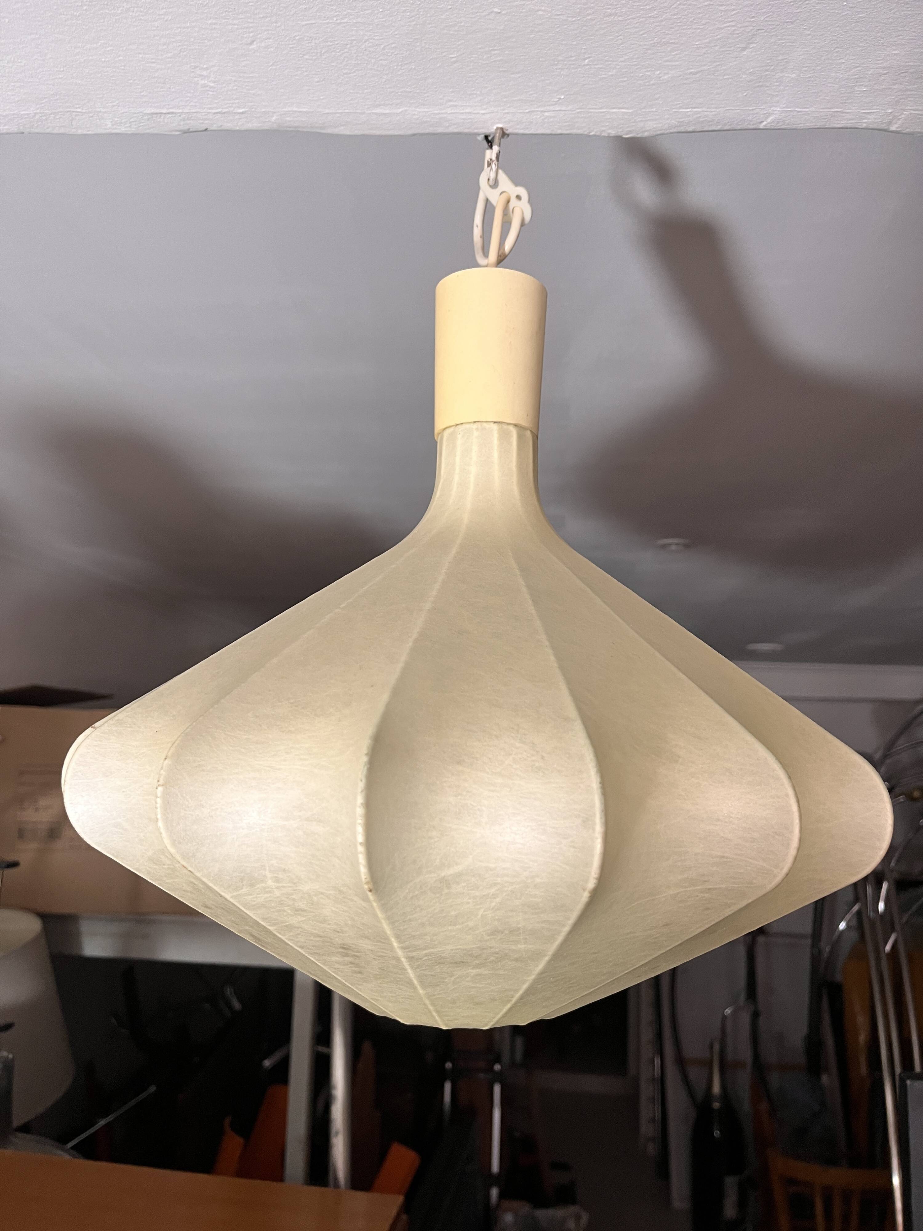 Lustre cocoon design from the 1960s by Friedel Wauer.