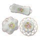 Ensemble trois céramiques décor floral Moustiers XXème
