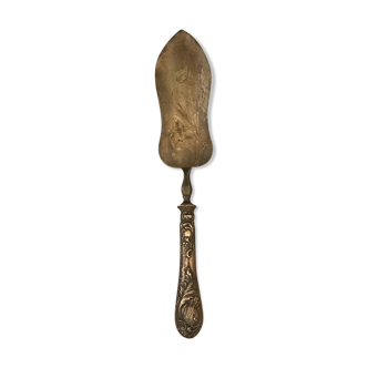 Silver metal pie shovel