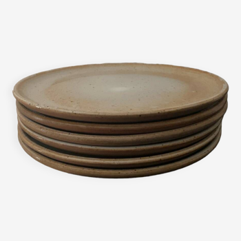 Set of stoneware dessert plates