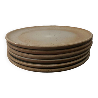 Set of stoneware dessert plates