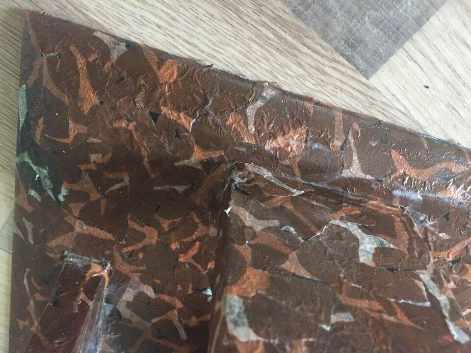 Small console plant rest