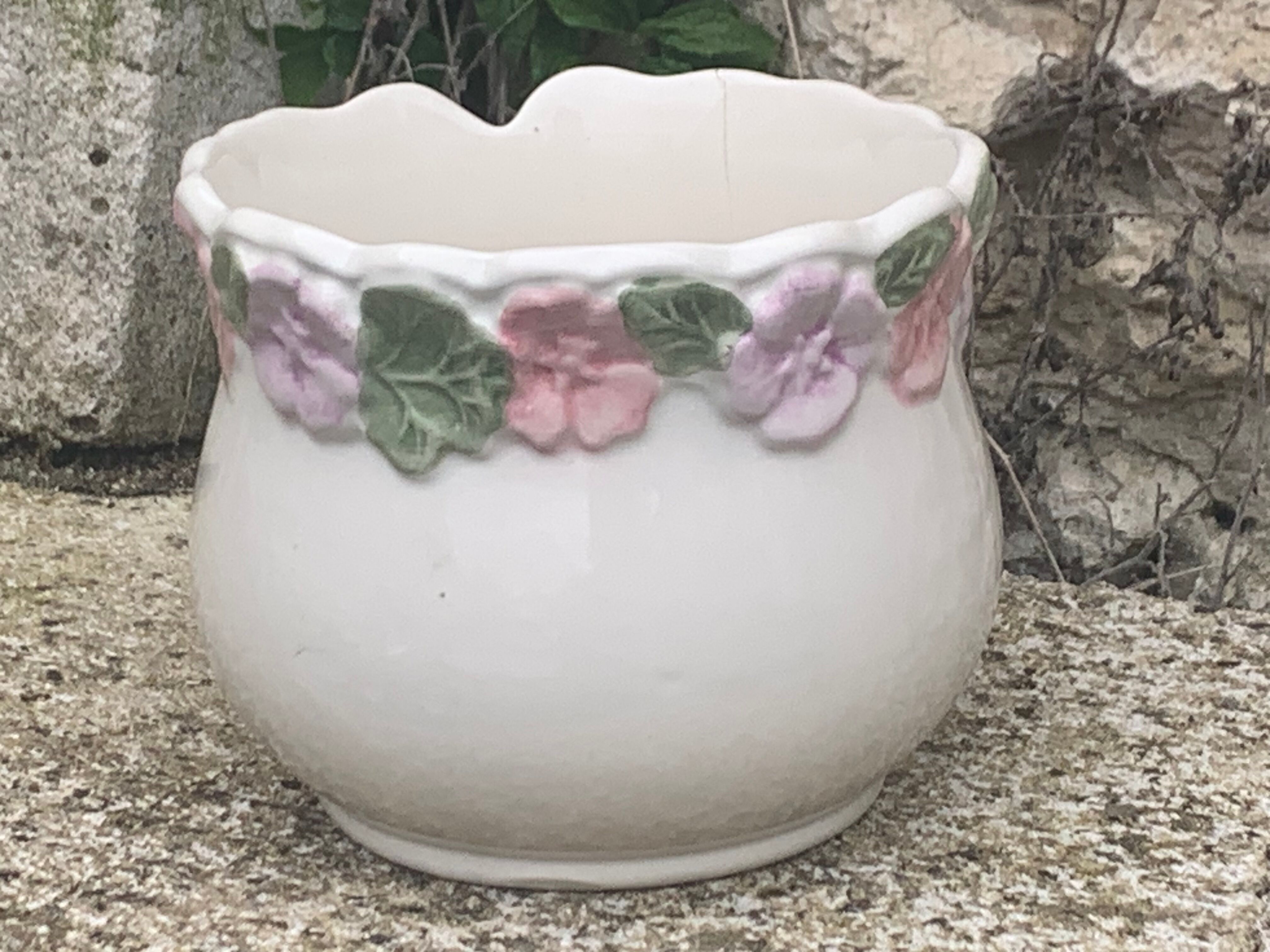 Pot cover in slurry floral pattern purple and pink