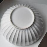 Bowl-shaped salad bowl