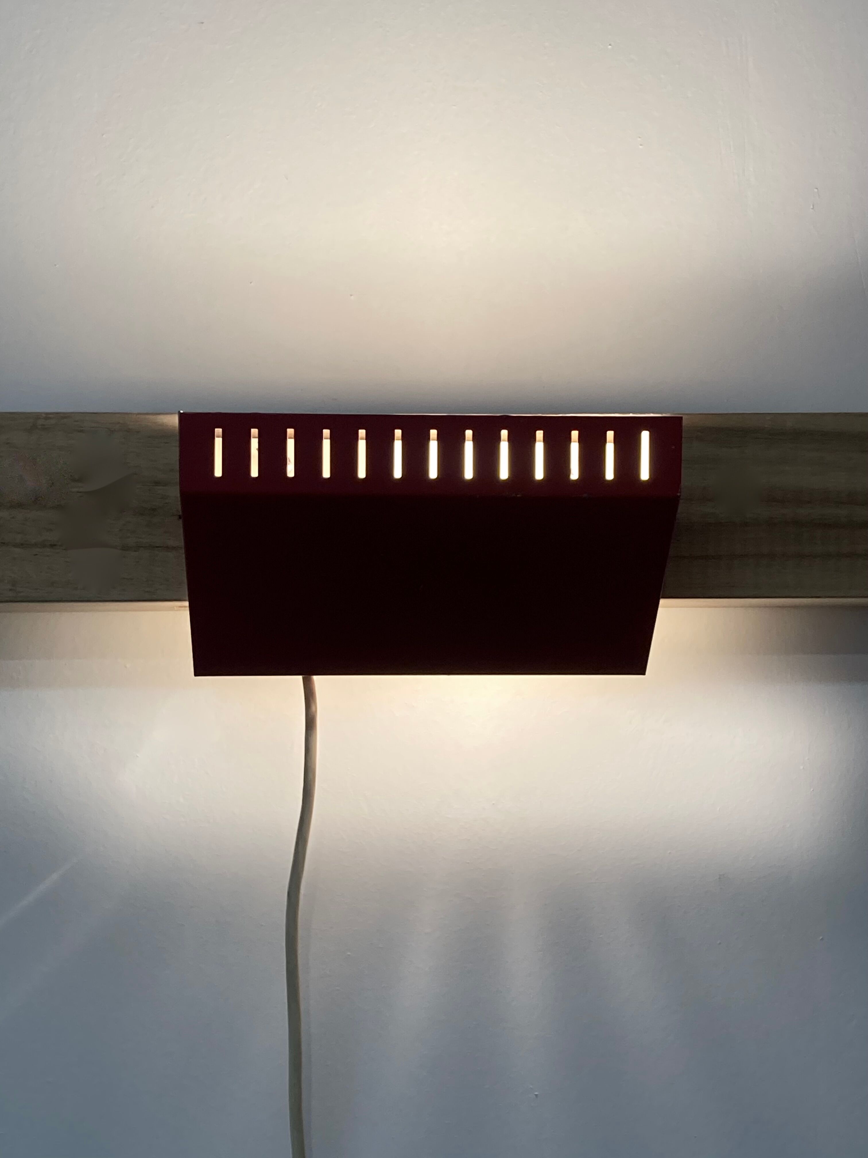 Adjustable wall lamp red Scandinavian design 1950.