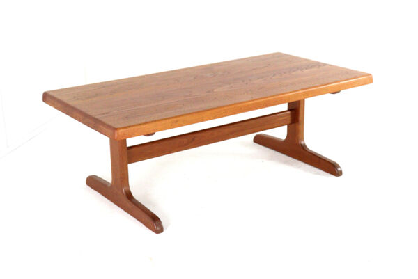 Table basse Niels Bach 'Aulum' - design danois en teck