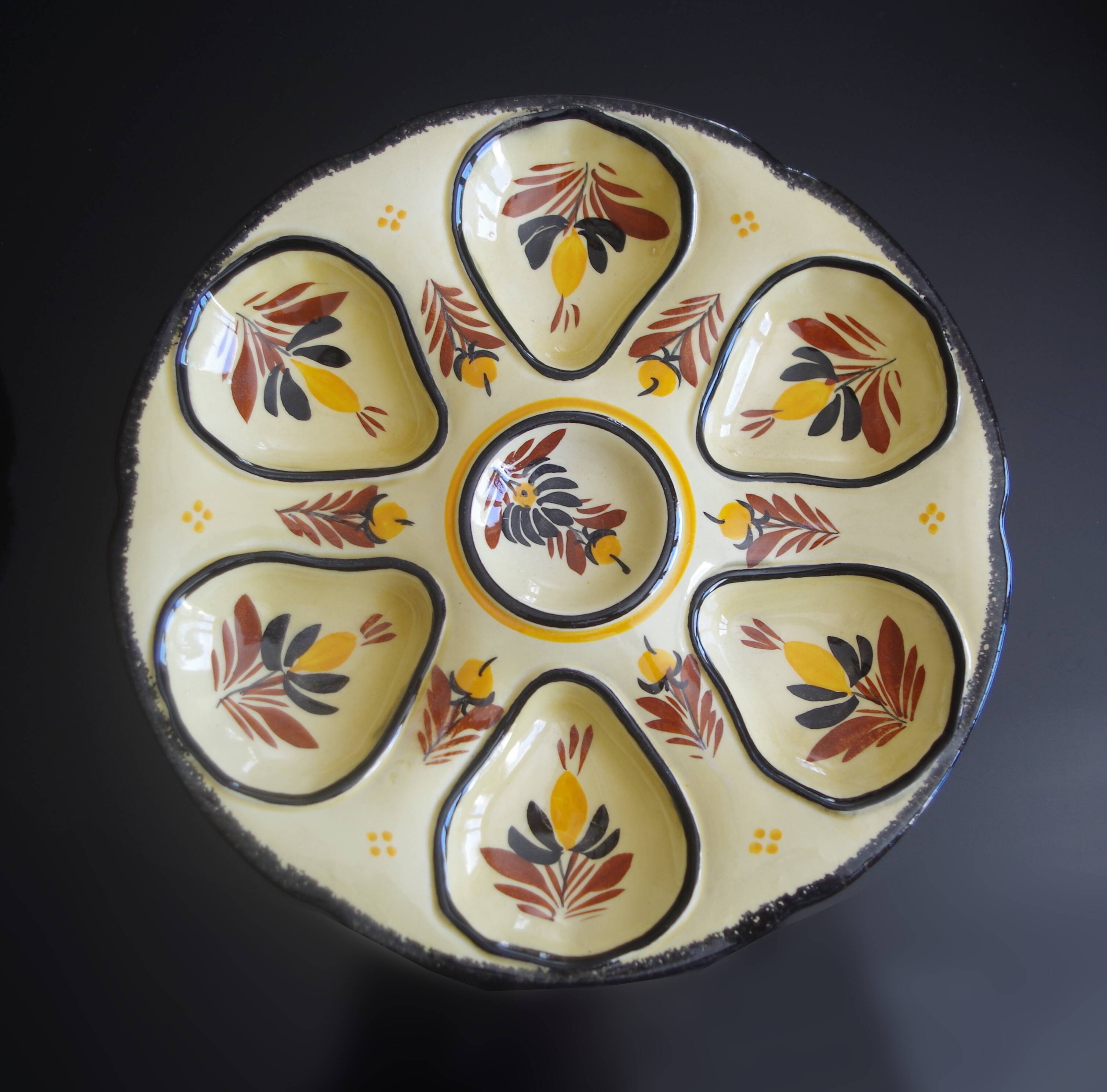 Quimper's oyster and shellfish plates