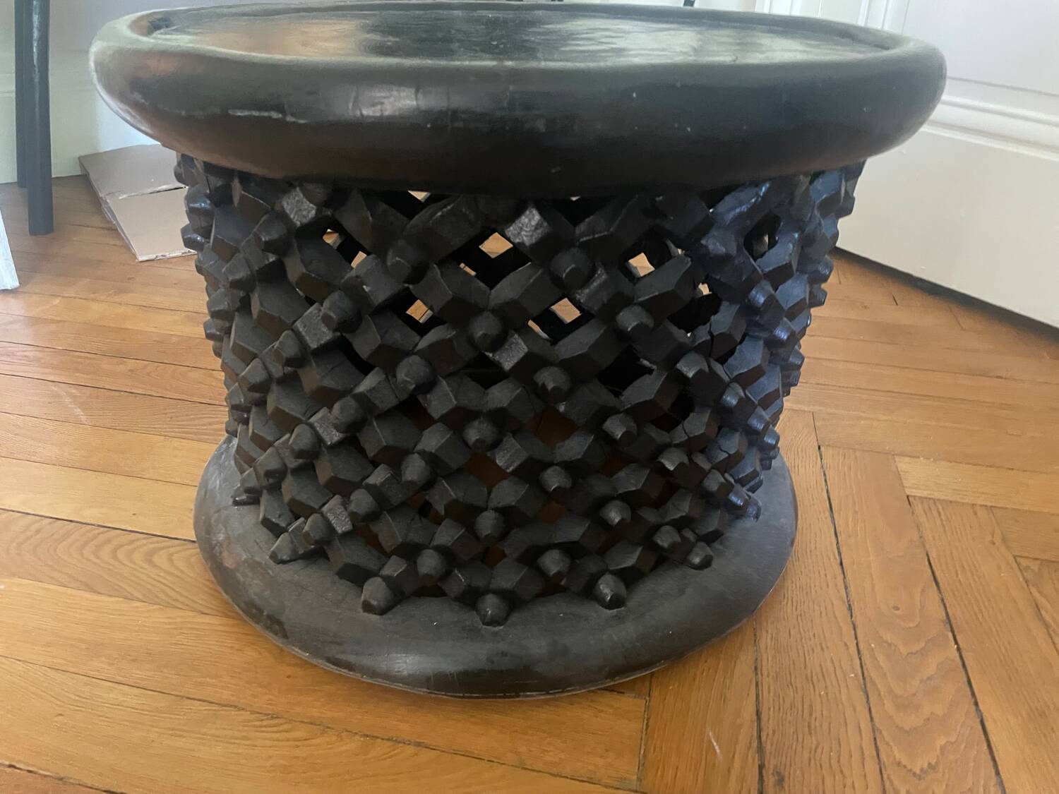 Table basse bamiléké