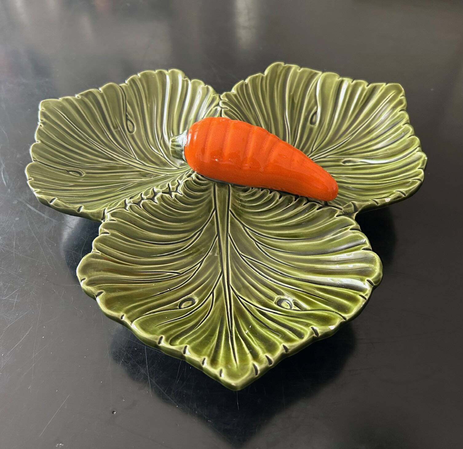 Carrot slip dish