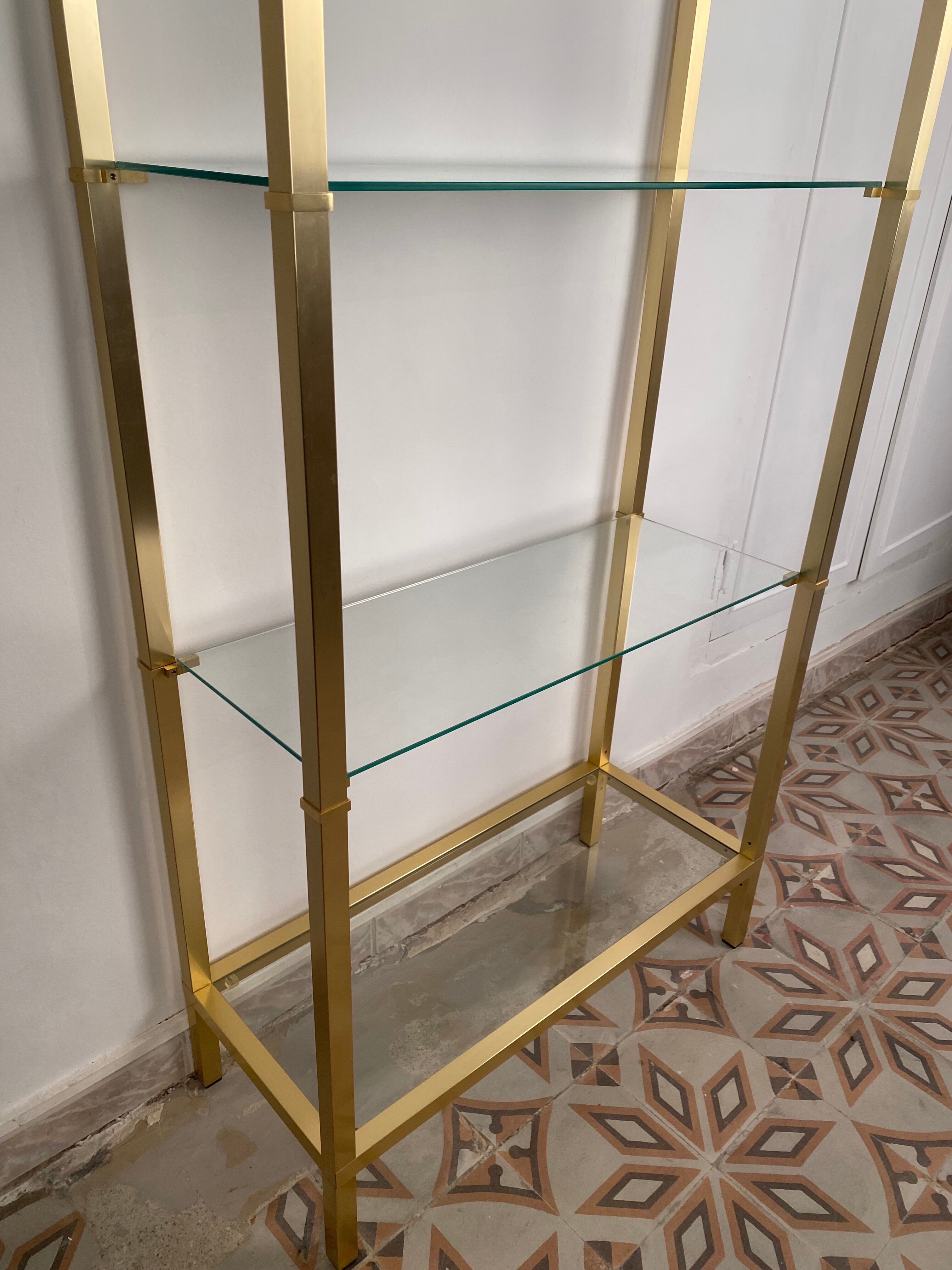 Bookcase in gilded metal and glass, Pierre Vandel Paris, circa 70