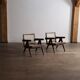 Chaises longues Pierre Jeanneret PJ-SI-29-A en teck et en rotin, années 1950.