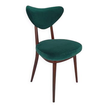 Mid-century heart-shaped chair in green cotton velvet Adamo Eva by Dedar, Europe, 1960s.